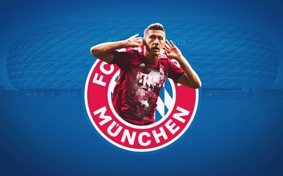 米兰电竞焦点-加比马丁与对方球星交换球衣