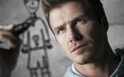 米兰电竞评论-法比安鲁伊斯这球处理得举重若轻